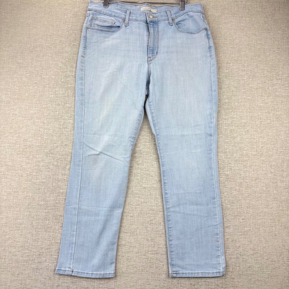 Levis Classic Straight Jeans Womens 12 Light Wash Blue Mid Rise Stretch Denim